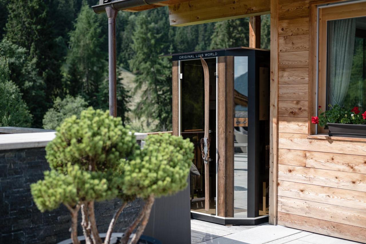 Alpine Nature Hotel Stoll Planca di Sopra Luaran gambar