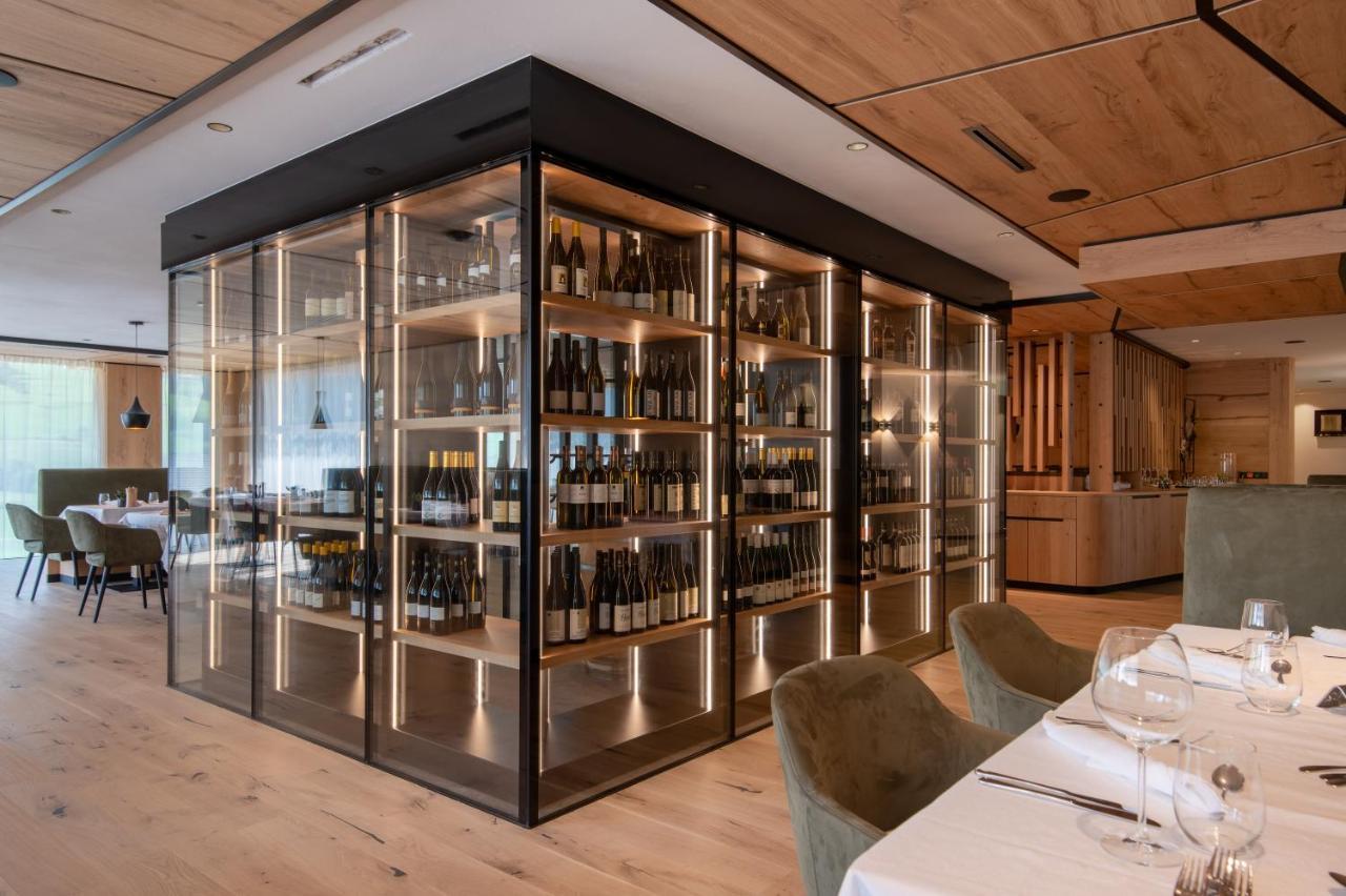 Alpine Nature Hotel Stoll Planca di Sopra Luaran gambar
