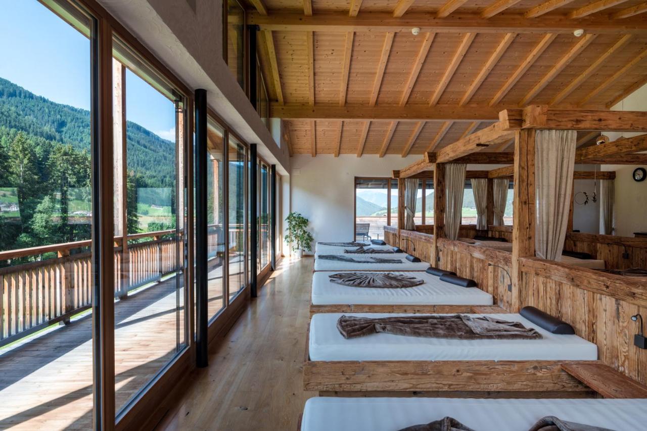 Alpine Nature Hotel Stoll Planca di Sopra Luaran gambar