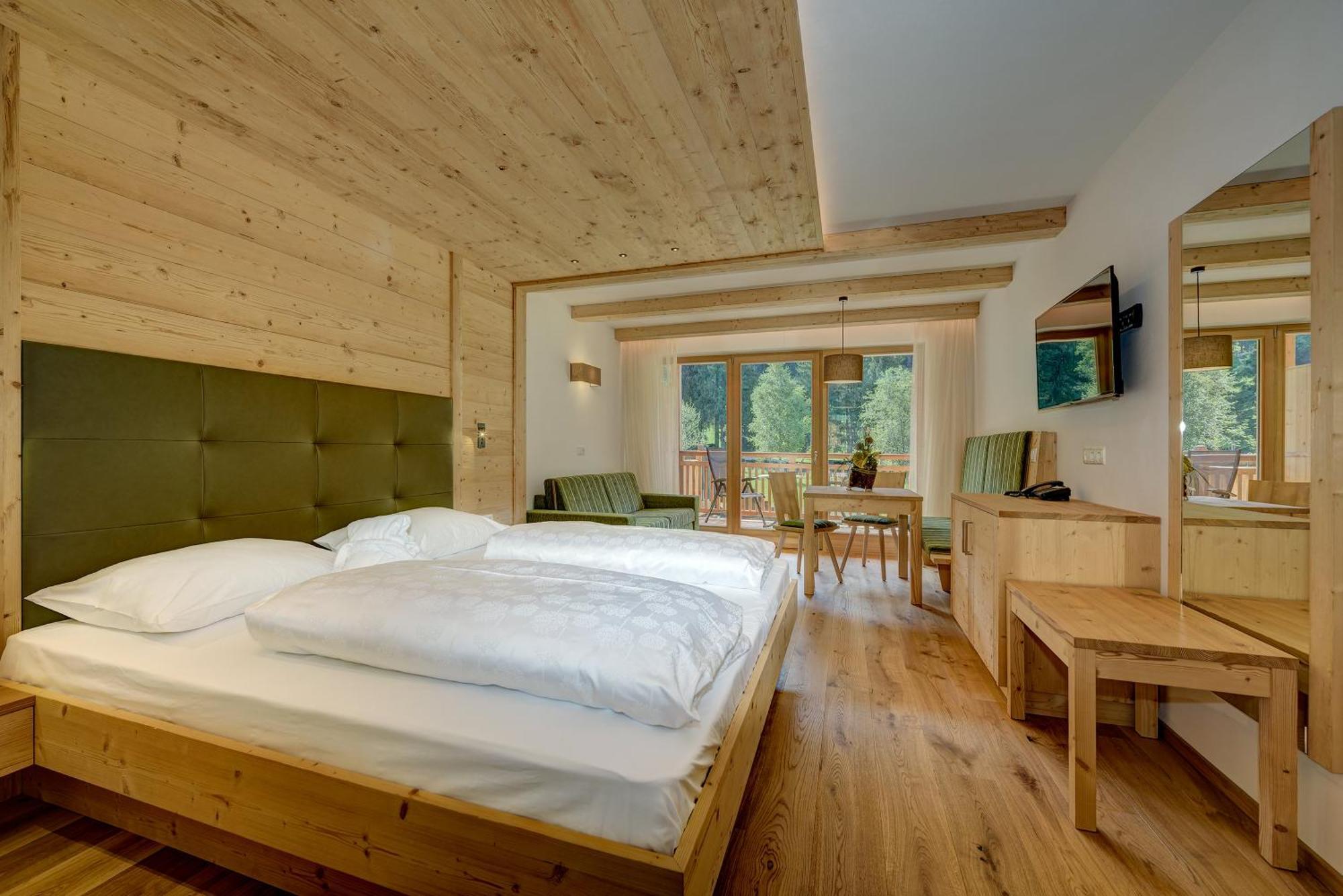 Alpine Nature Hotel Stoll Planca di Sopra Bilik gambar