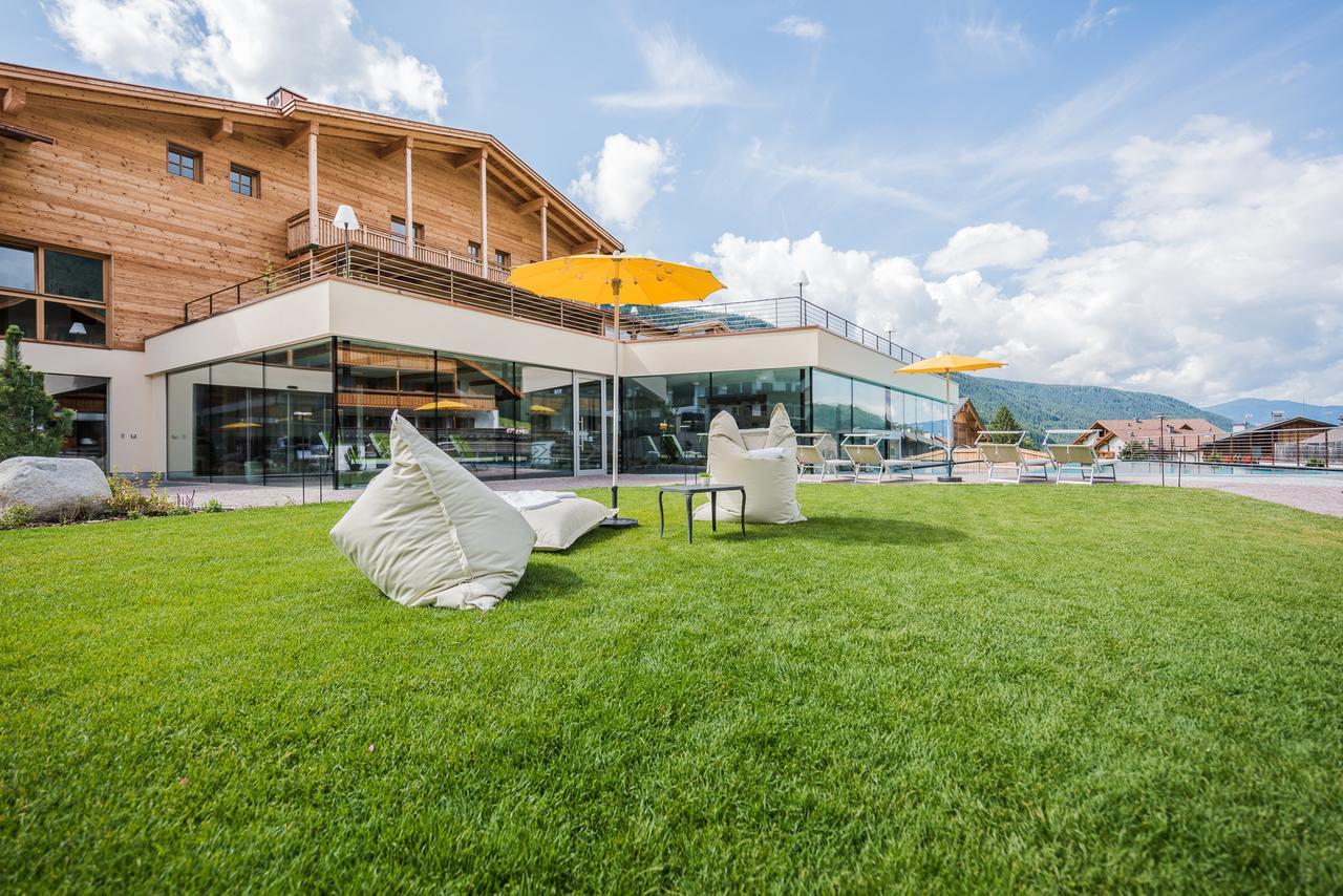 Alpine Nature Hotel Stoll Planca di Sopra Luaran gambar